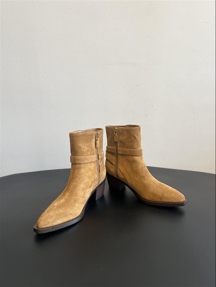 20251128174646697 380